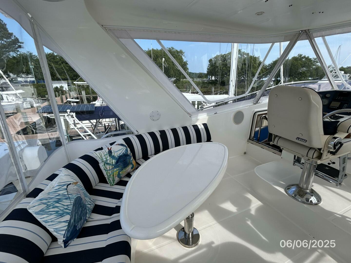 Slide: The Image of 54' Pama flybridge port - 5404244