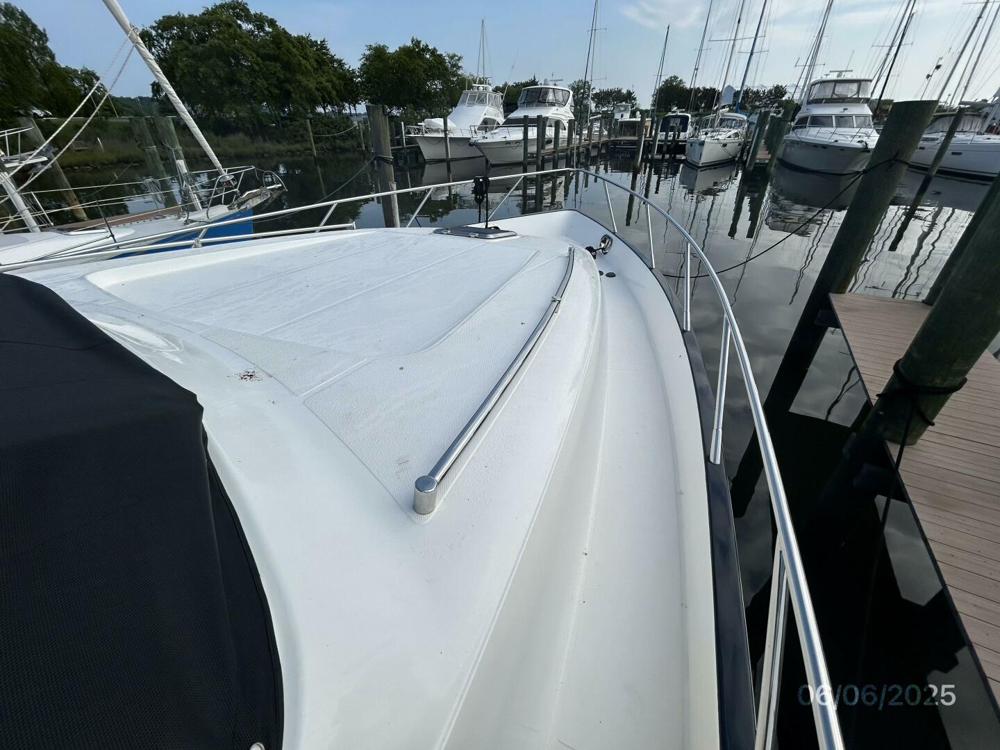 Slide: The Image of 54' Pama foredeck1 - 5404249