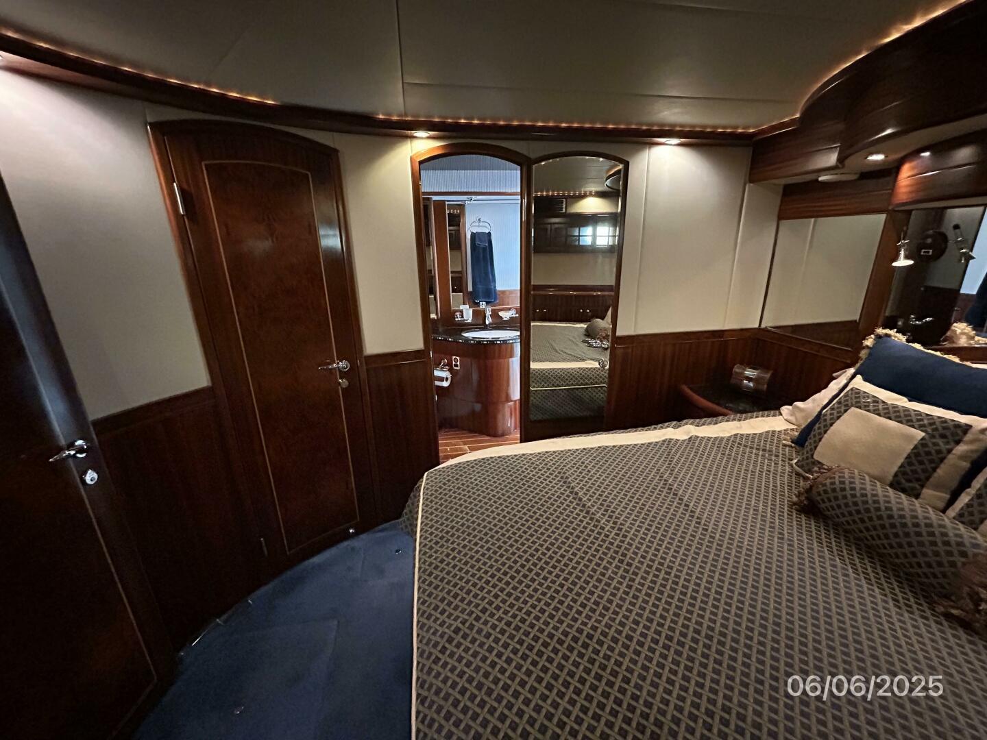 Slide: The Image of 54' Pama master stateroom starboard - 5404277