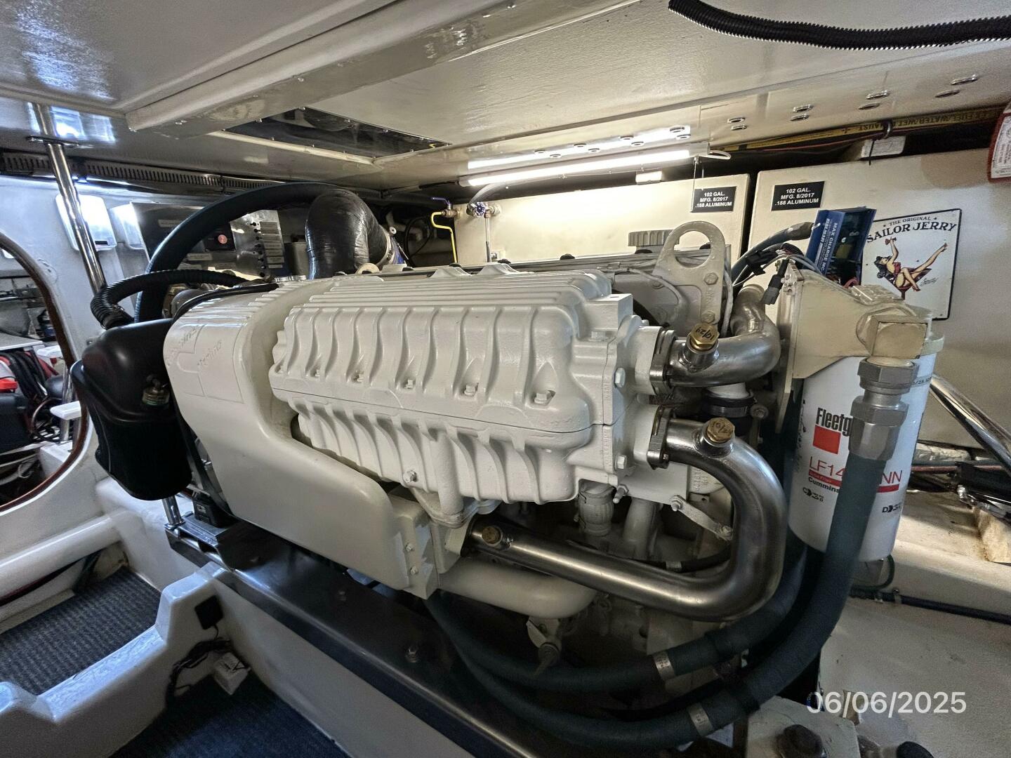 Slide: The Image of 54' Pama port main engine1 - 5404293