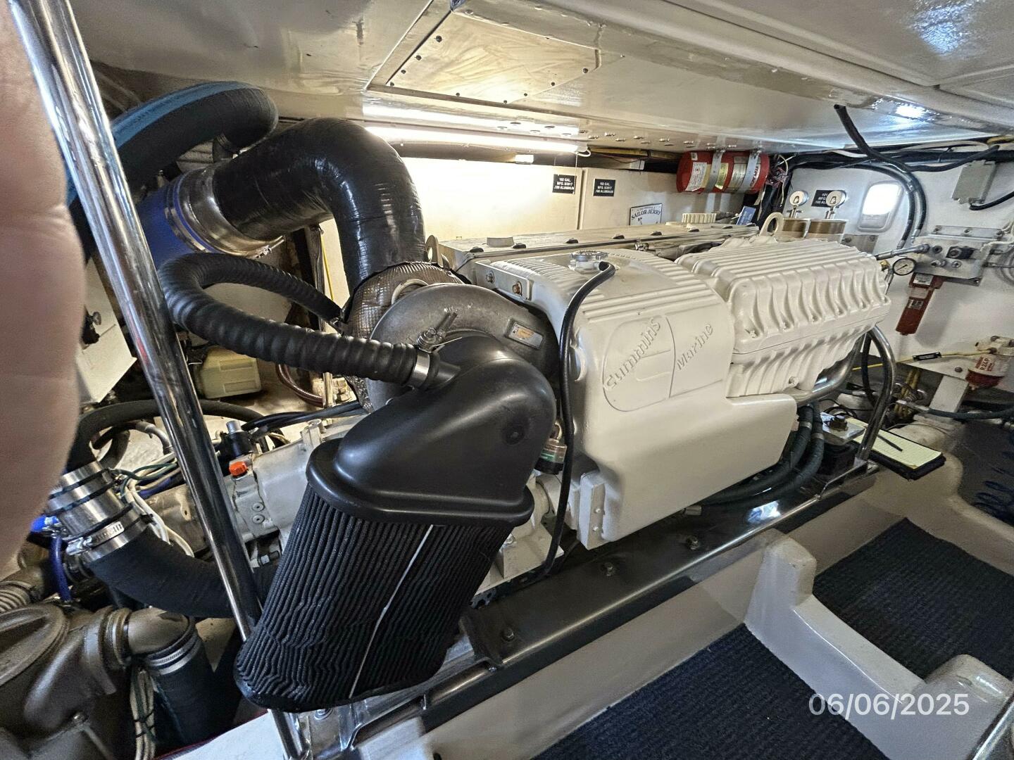 Slide: The Image of 54' Pama port main engine2 - 5404294
