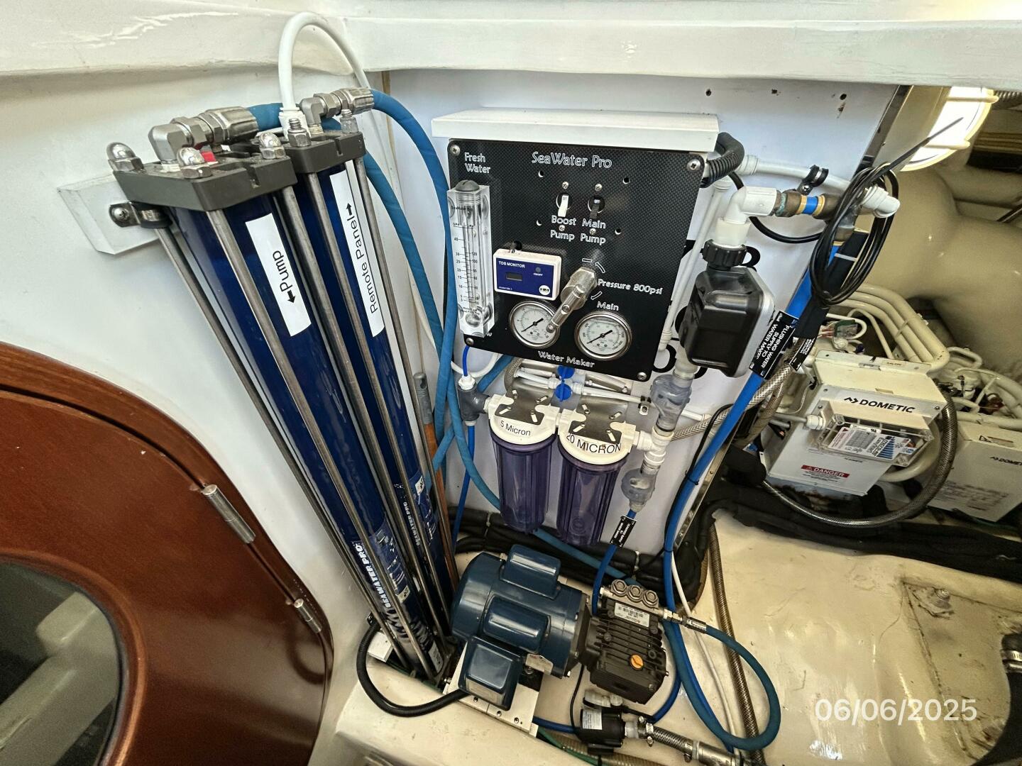 Slide: The Image of 54' Pama watermaker - 5404328