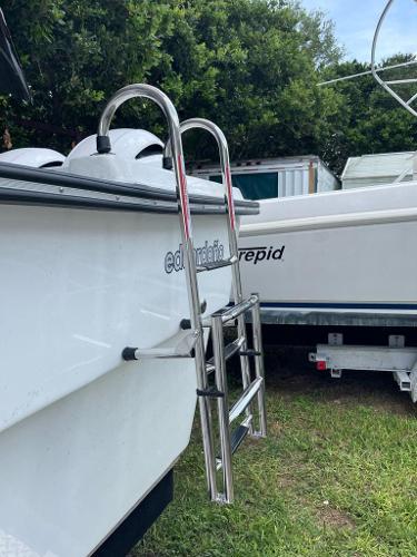 Slide: The Image of 2022 Eduardoño Corvina 32 ft Panga boat with stainless steel ladder. - 13