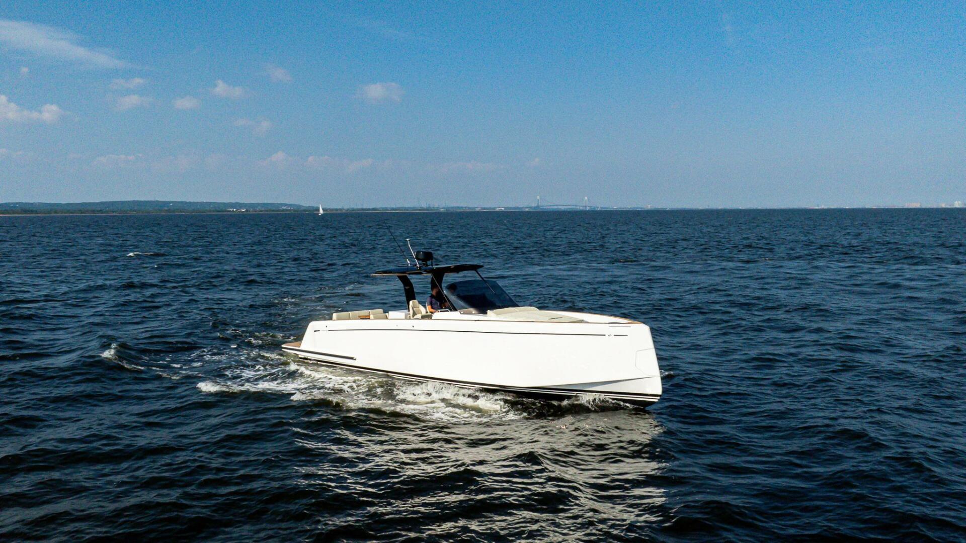 Slide: The Image of Pardo Yachts 38 Walkaround 2025 - 5298592