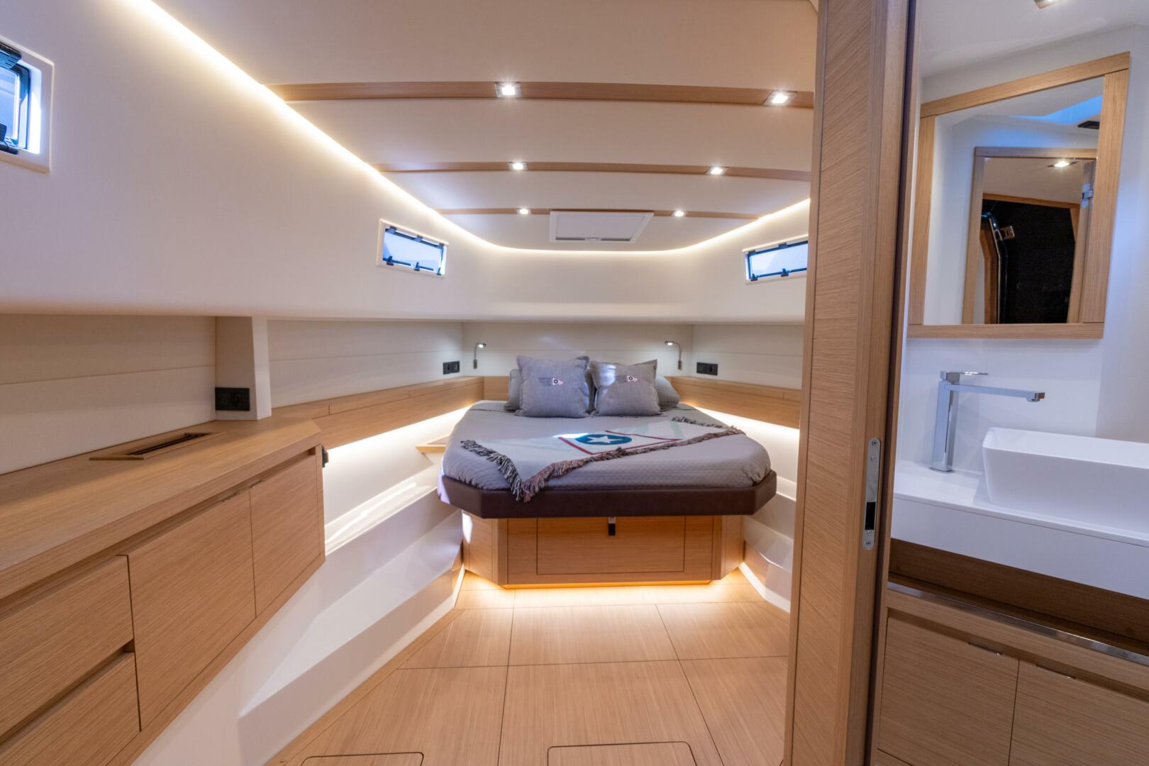 Slide: The Image of Pardo Yachts 43 Walkaround 2025 - 5293865