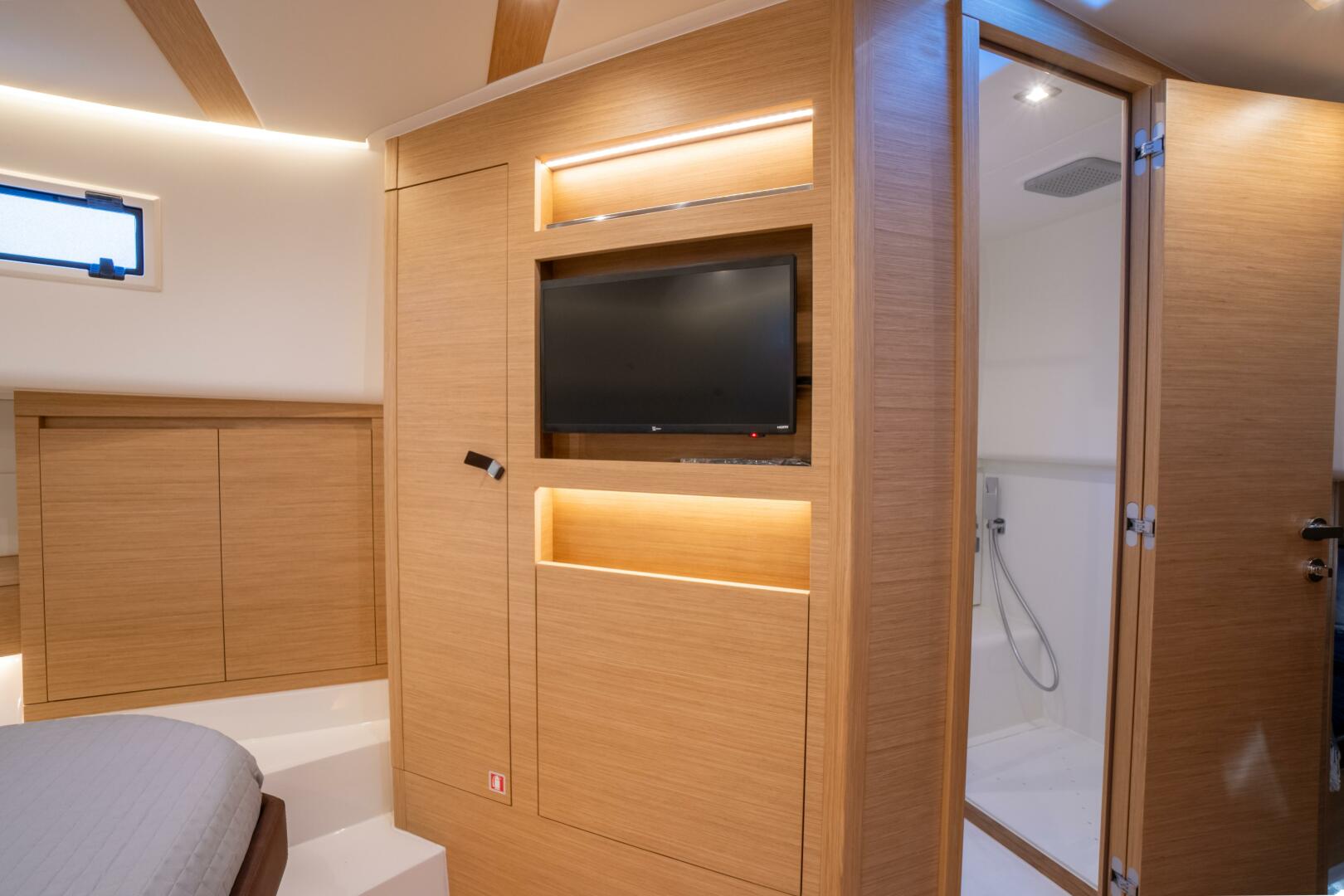 Slide: The Image of Pardo Yachts 43 Walkaround 2025 - 5293867