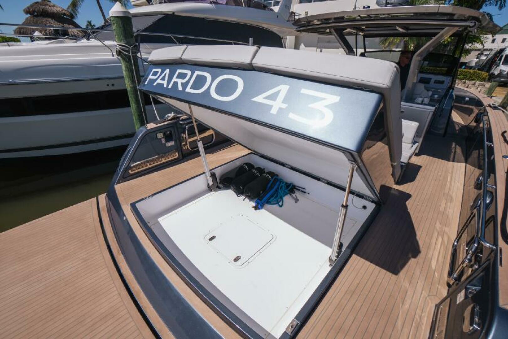 Slide: The Image of Pardo Yachts 43 Walkaround 2025 - 5358071