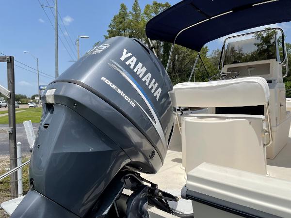 Slide: The Image of 2004 Parker 1801 Center Console boat with Yamaha four-stroke outboard motor. - 4