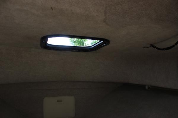 Slide: The Image of Interior cabin roof of 1996 Parker 2110 Walkaround boat with skylight. - 26
