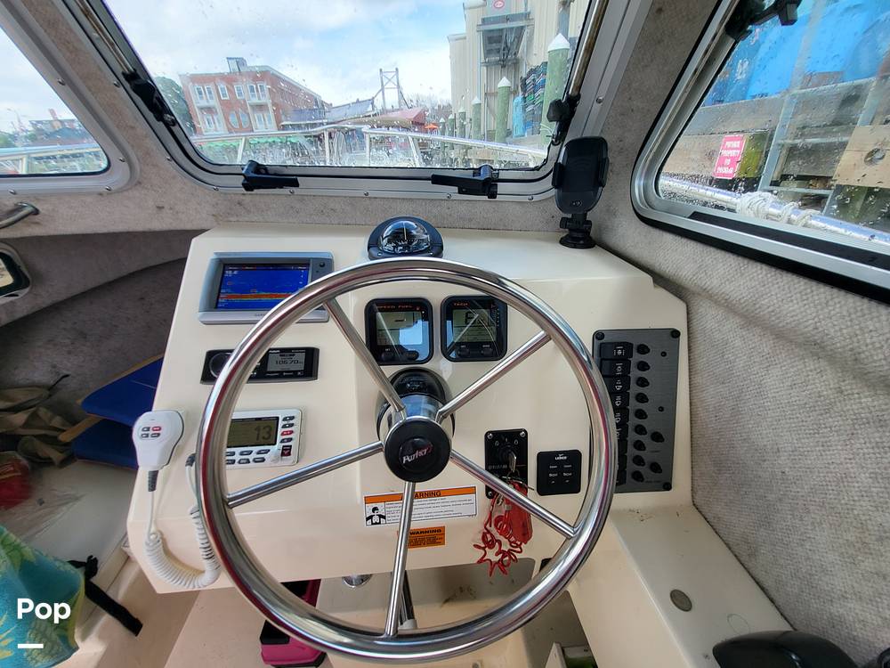 Slide: The Image of Parker 2320 SL Sport Cabin 2013 - 14530009