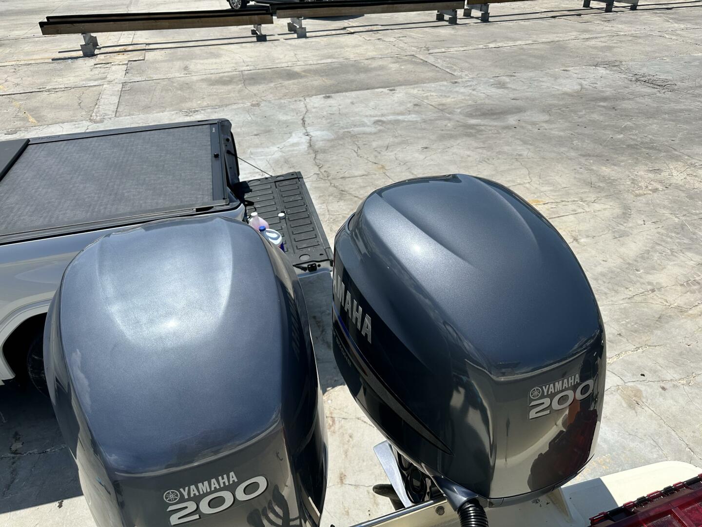 Slide: The Image of 2008 Parker 2501 Center Console - Engine Tops - 5545721