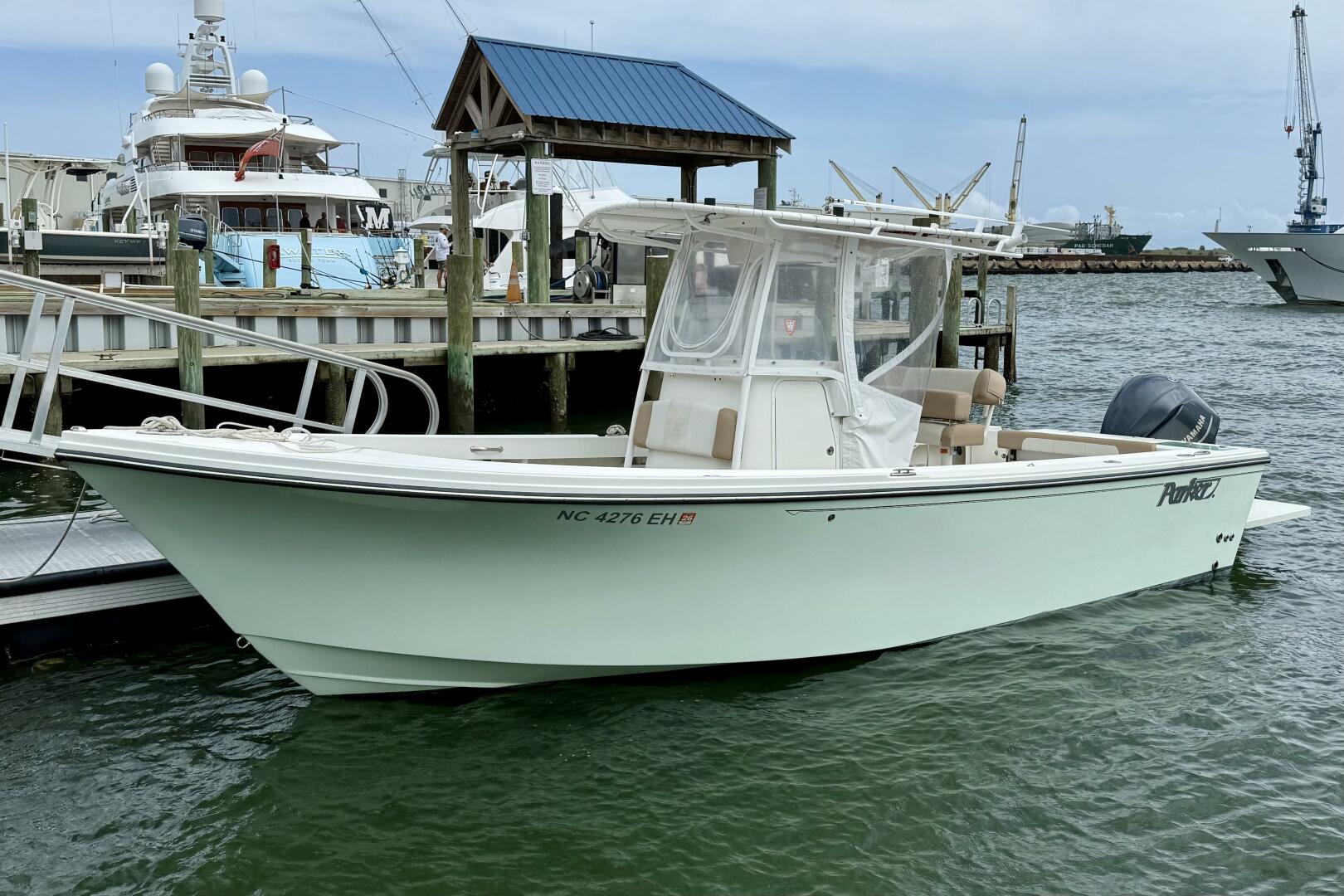 Slide: The Image of Parker 2501 Center Console 2018 - 5435389