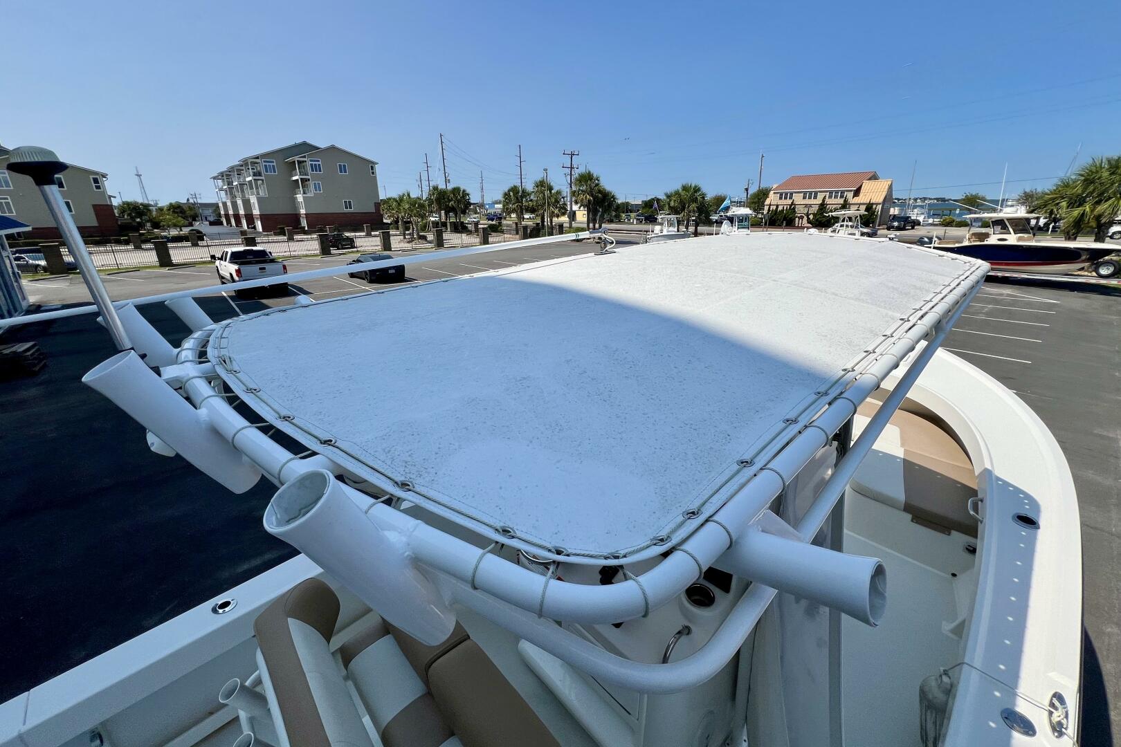 Slide: The Image of Parker 2501 Center Console 2018 - 4649908