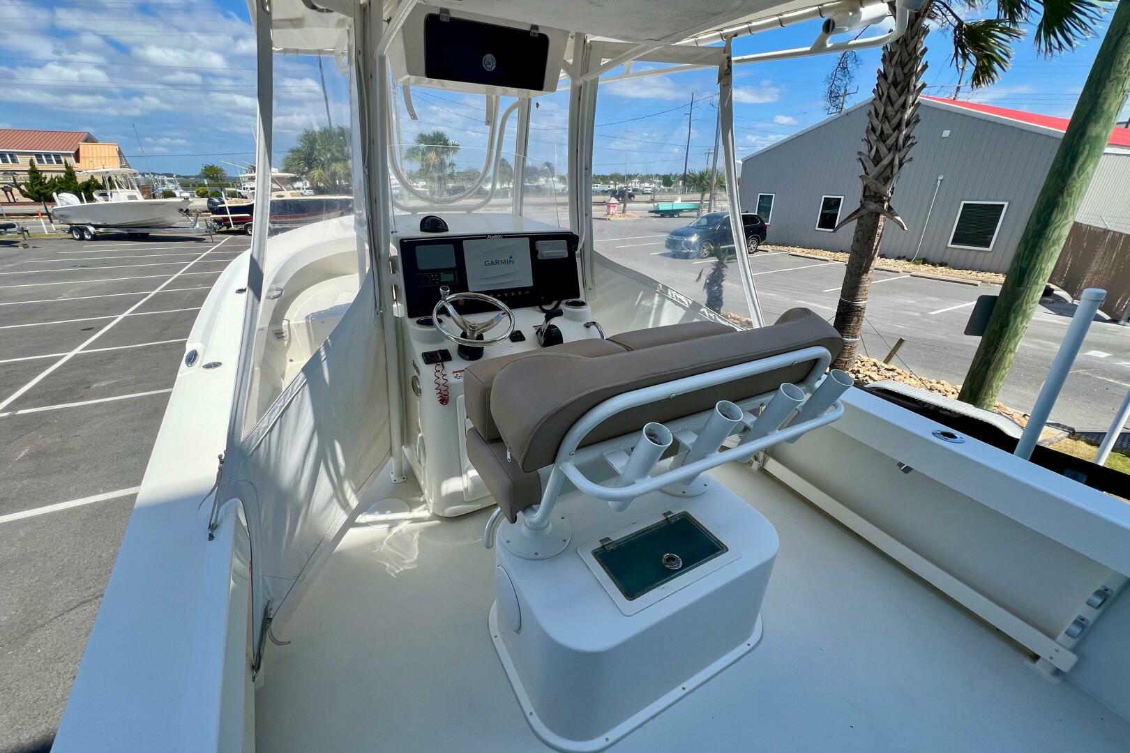 Slide: The Image of Parker 2501 Center Console 2018 - 4634133