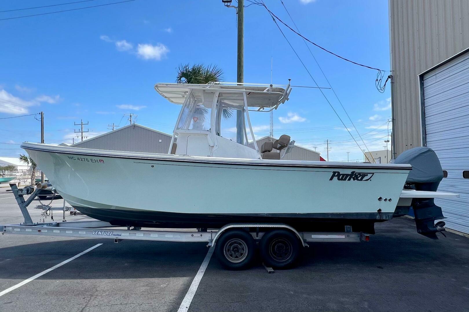 Slide: The Image of Parker 2501 Center Console 2018 - 4634120