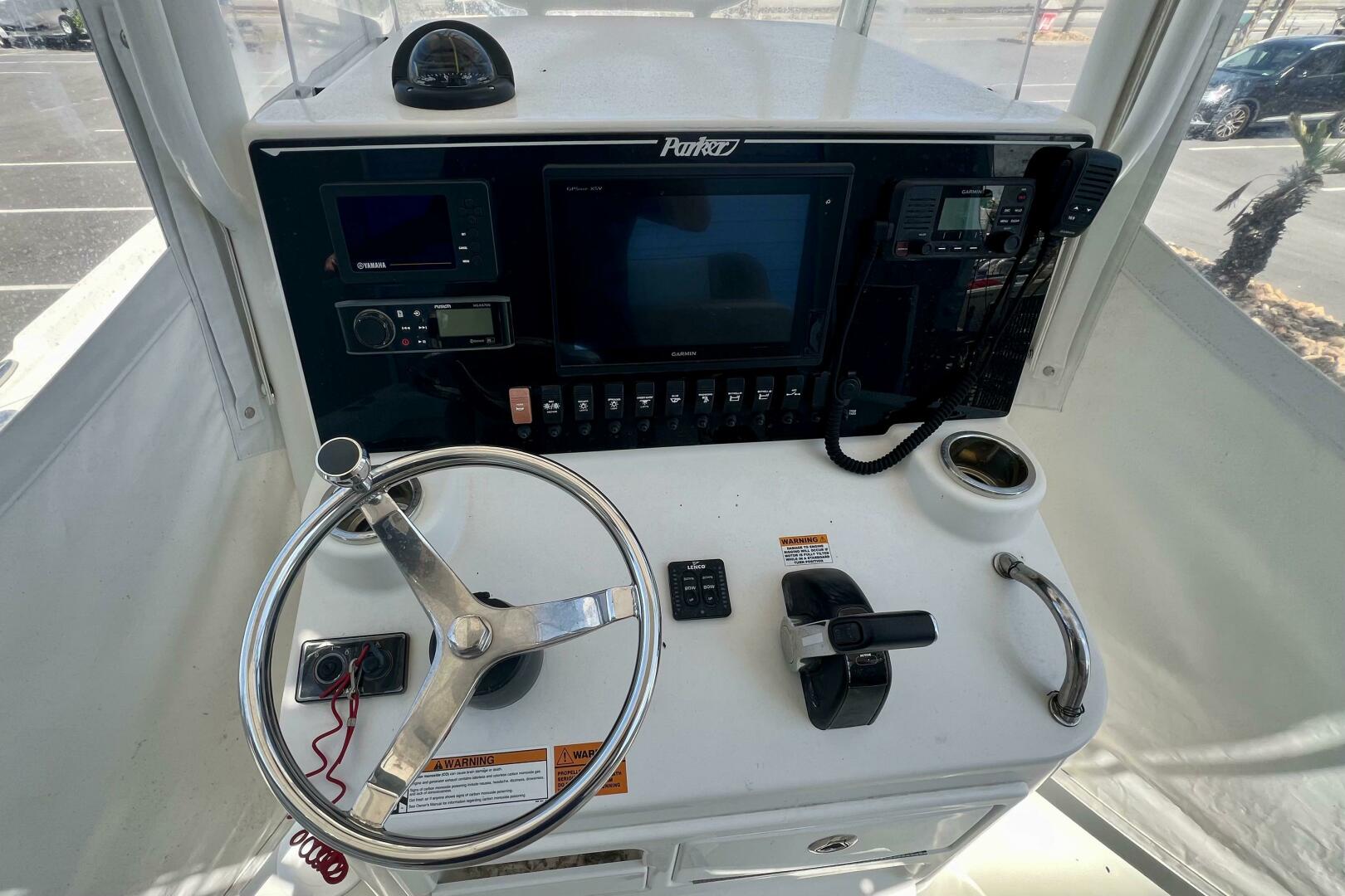 Slide: The Image of Parker 2501 Center Console 2018 - 4634130