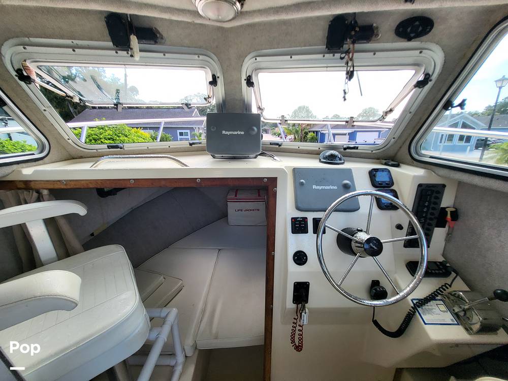 Slide: The Image of Parker 2520 SL Sport Cabin 2006 - 15732950