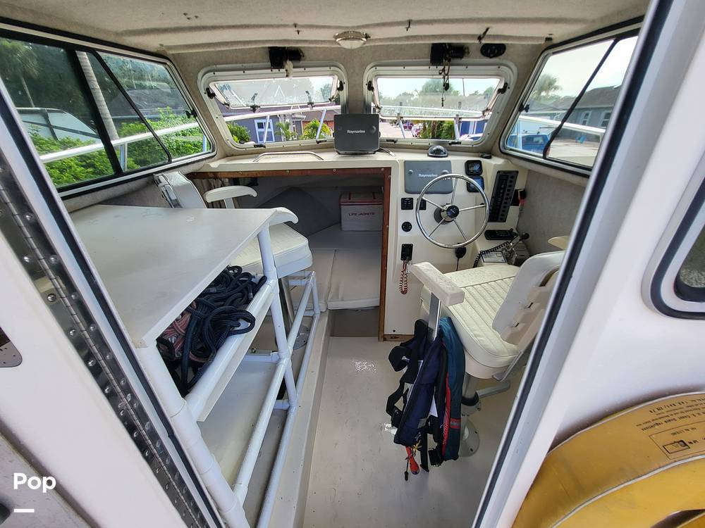 Slide: The Image of Parker 2520 SL Sport Cabin 2006 - 15732991