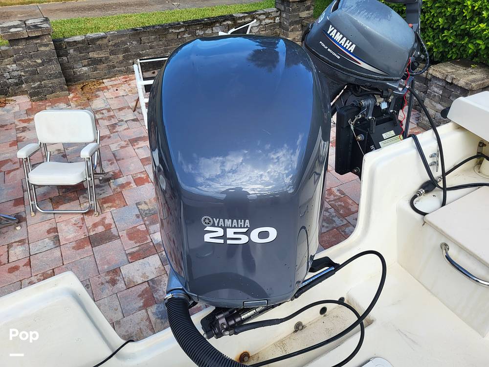 Slide: The Image of Parker 2520 SL Sport Cabin 2006 - 15733009