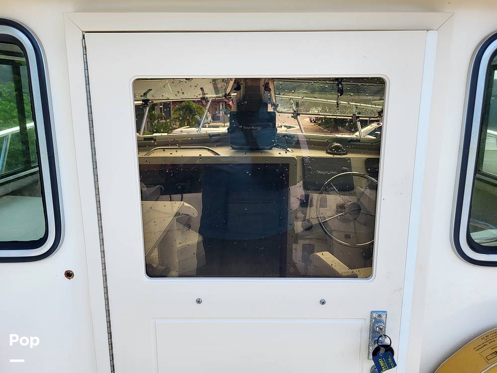 Slide: The Image of Parker 2520 SL Sport Cabin 2006 - 15733028