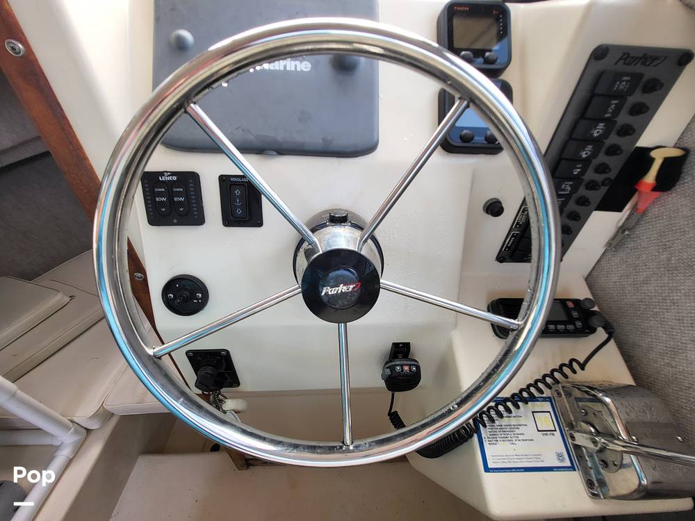 Slide: The Image of Parker 2520 SL Sport Cabin 2006 - 15733061