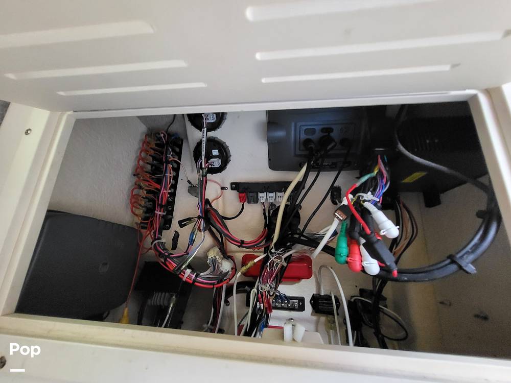 Slide: The Image of Parker 2520 SL Sport Cabin 2006 - 15733071