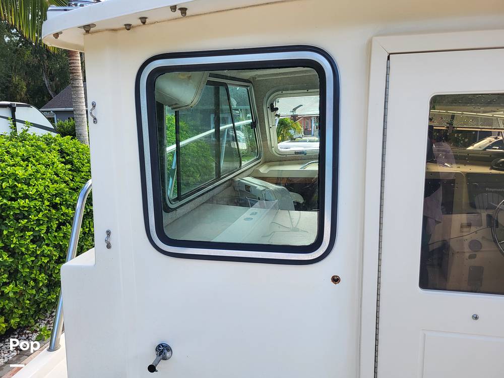 Slide: The Image of Parker 2520 SL Sport Cabin 2006 - 15733027