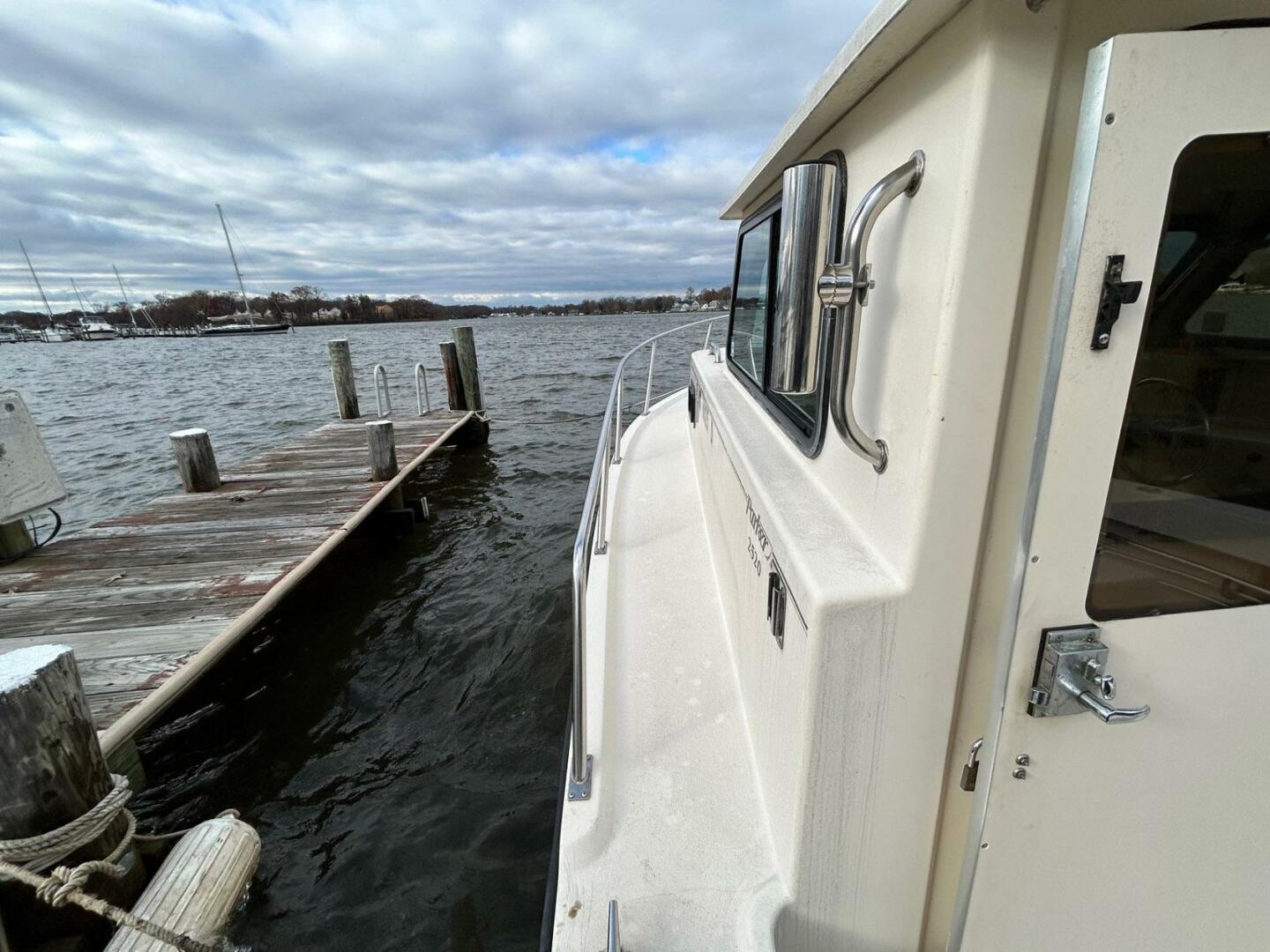 Slide: The Image of Parker 2520 Sport Cabin 1994 - 4168713