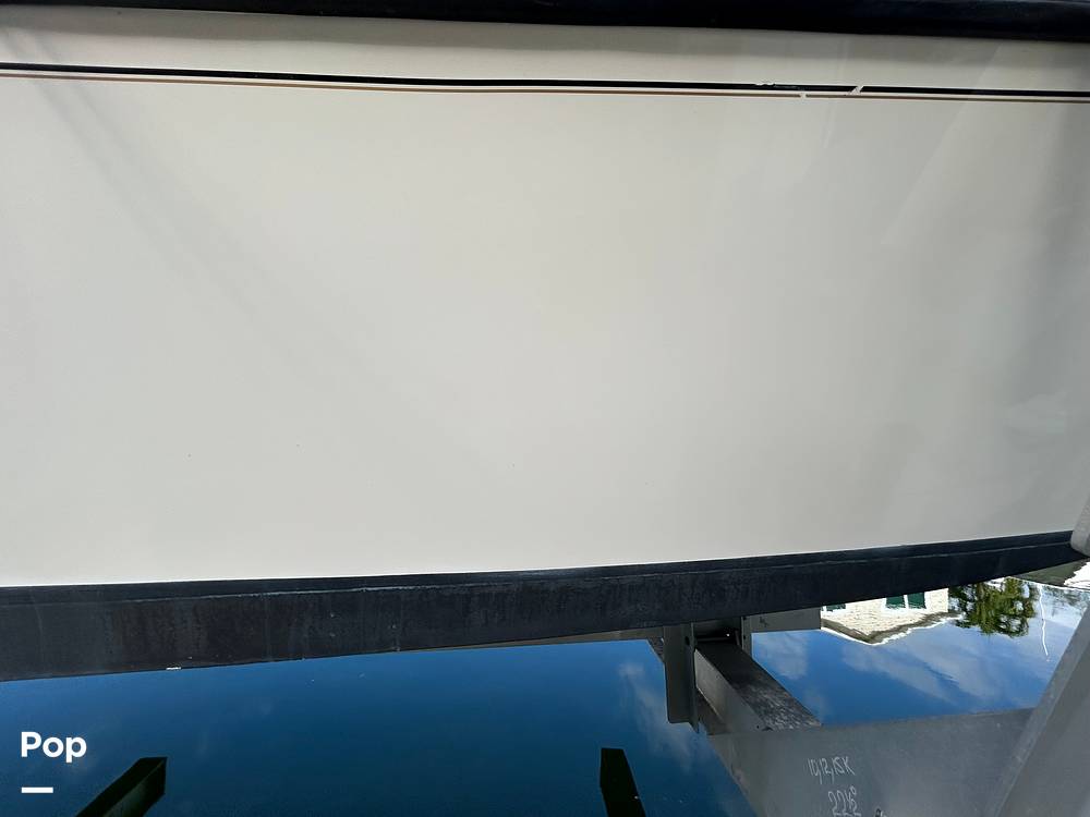 Slide: The Image of Parker Marine 2510 Walkaround Deep V 2004 - 15235622