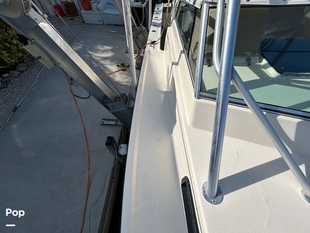 Slide: The Image of Parker Marine 2510 Walkaround Deep V 2004 - 15235740