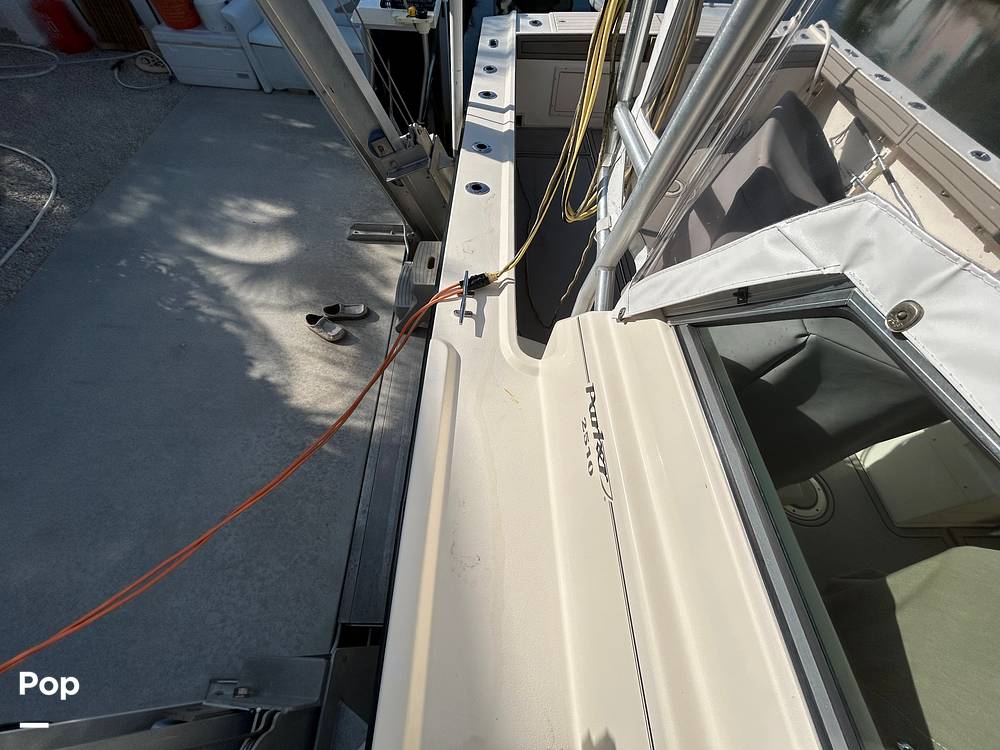 Slide: The Image of Parker Marine 2510 Walkaround Deep V 2004 - 15235744