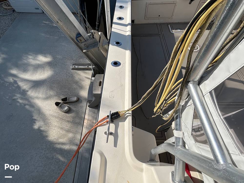 Slide: The Image of Parker Marine 2510 Walkaround Deep V 2004 - 15235745