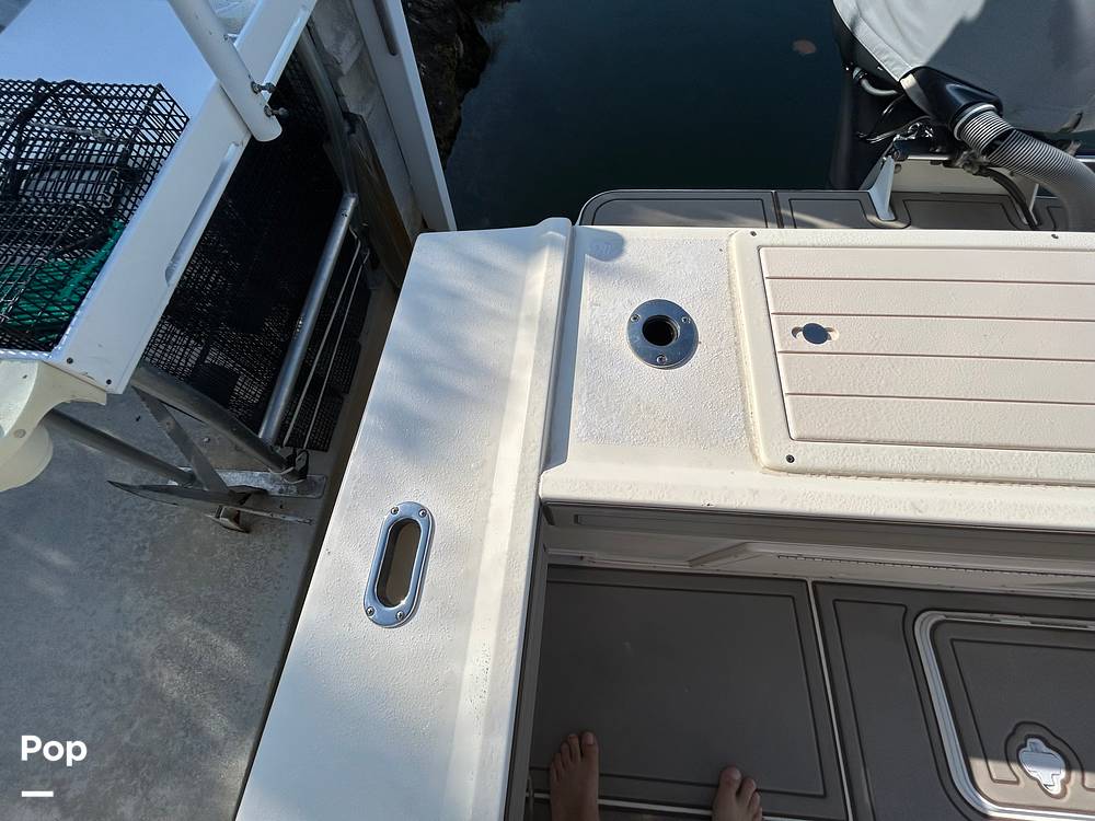 Slide: The Image of Parker Marine 2510 Walkaround Deep V 2004 - 15235749