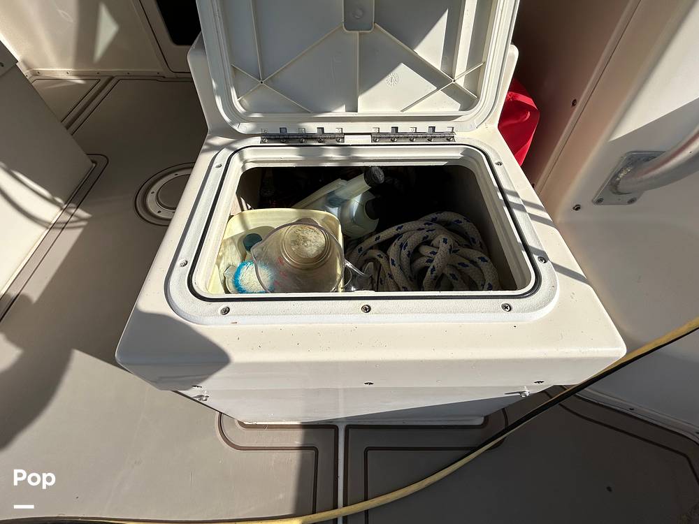 Slide: The Image of Parker Marine 2510 Walkaround Deep V 2004 - 15235774
