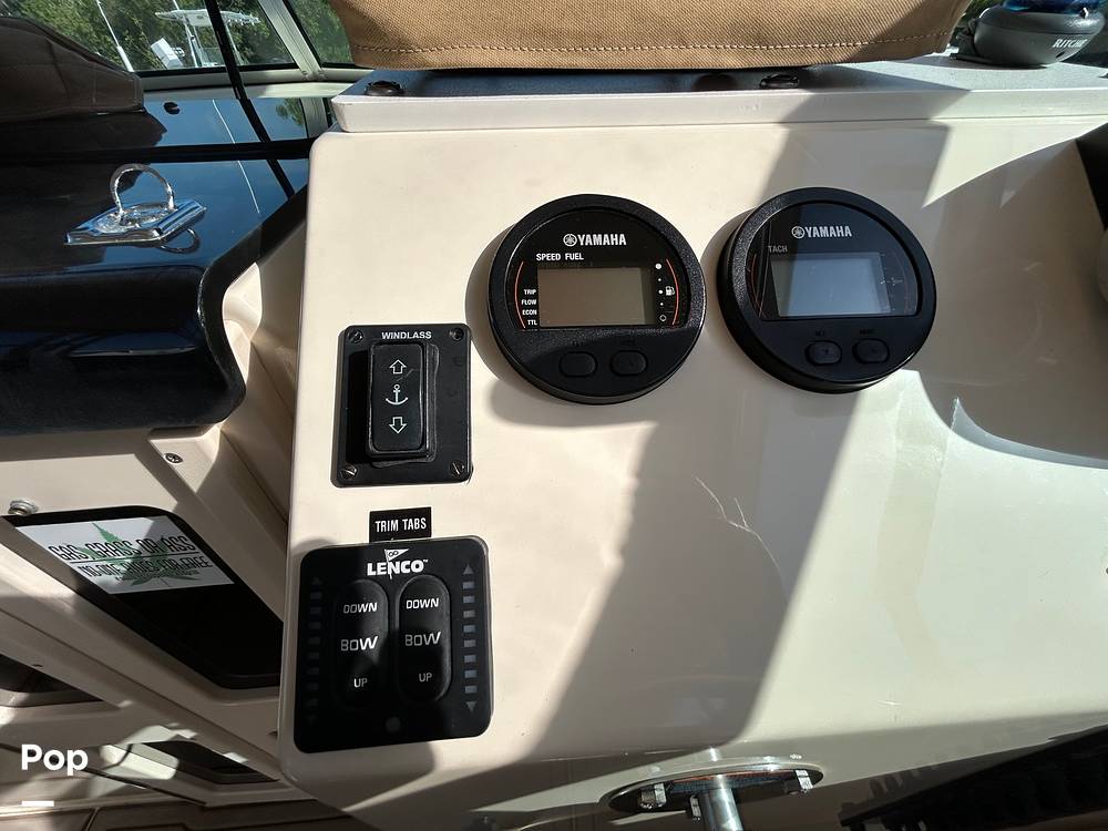 Slide: The Image of Parker Marine 2510 Walkaround Deep V 2004 - 15235820
