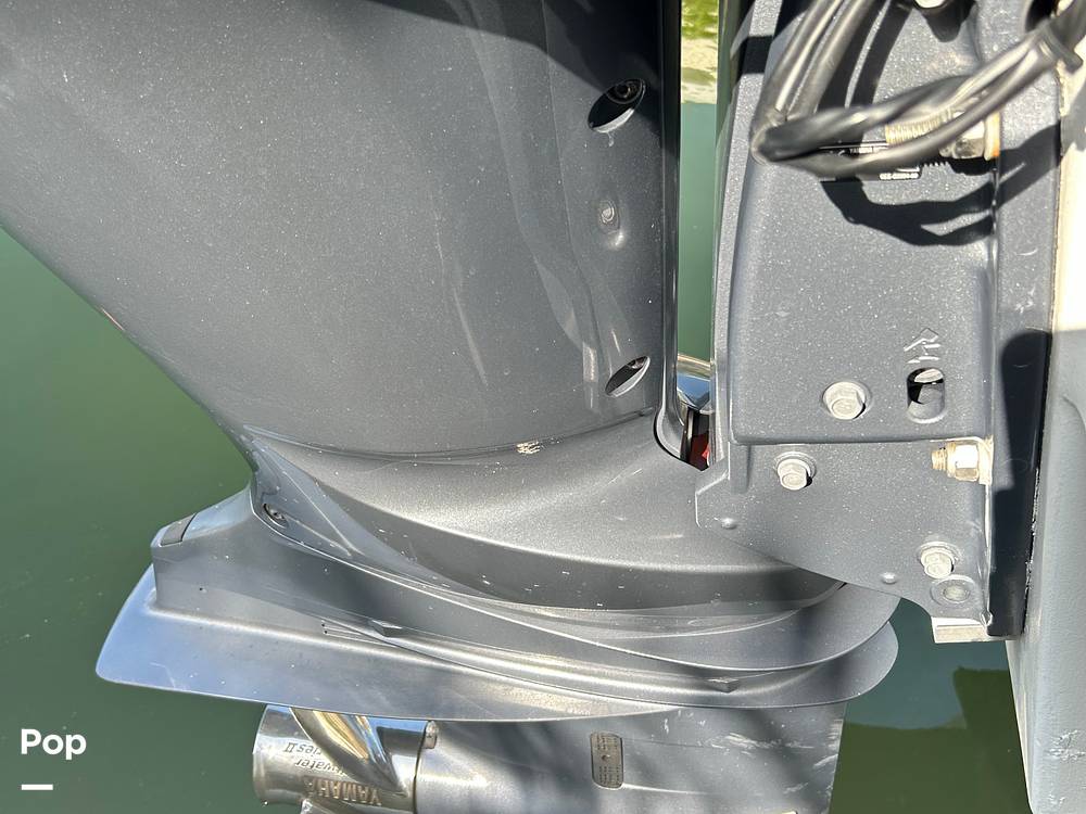 Slide: The Image of Parker Marine 2510 Walkaround Deep V 2004 - 15235839