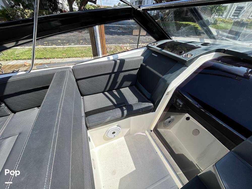 Slide: The Image of Parker Poland 850 Voyager 2021 - 15405125