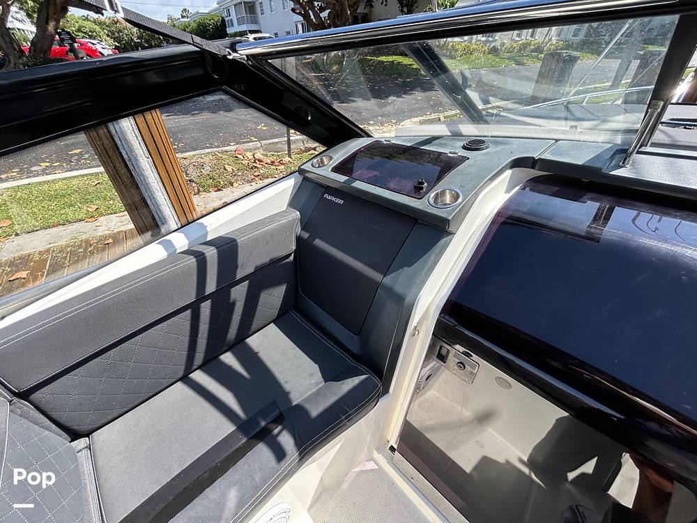 Slide: The Image of Parker Poland 850 Voyager 2021 - 15405133