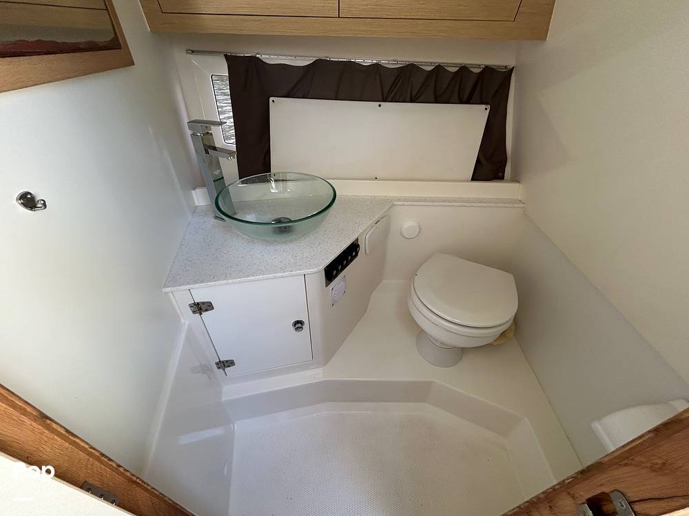 Slide: The Image of Parker Poland 850 Voyager 2021 - 15405251