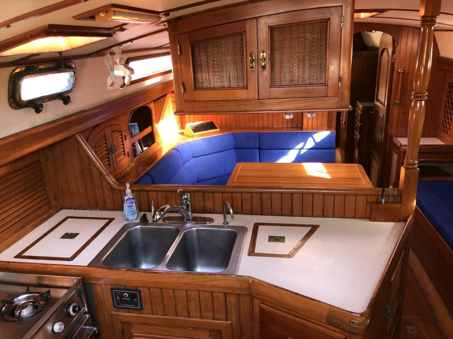 Slide: The Image of Passport 40 1986 - 4411800