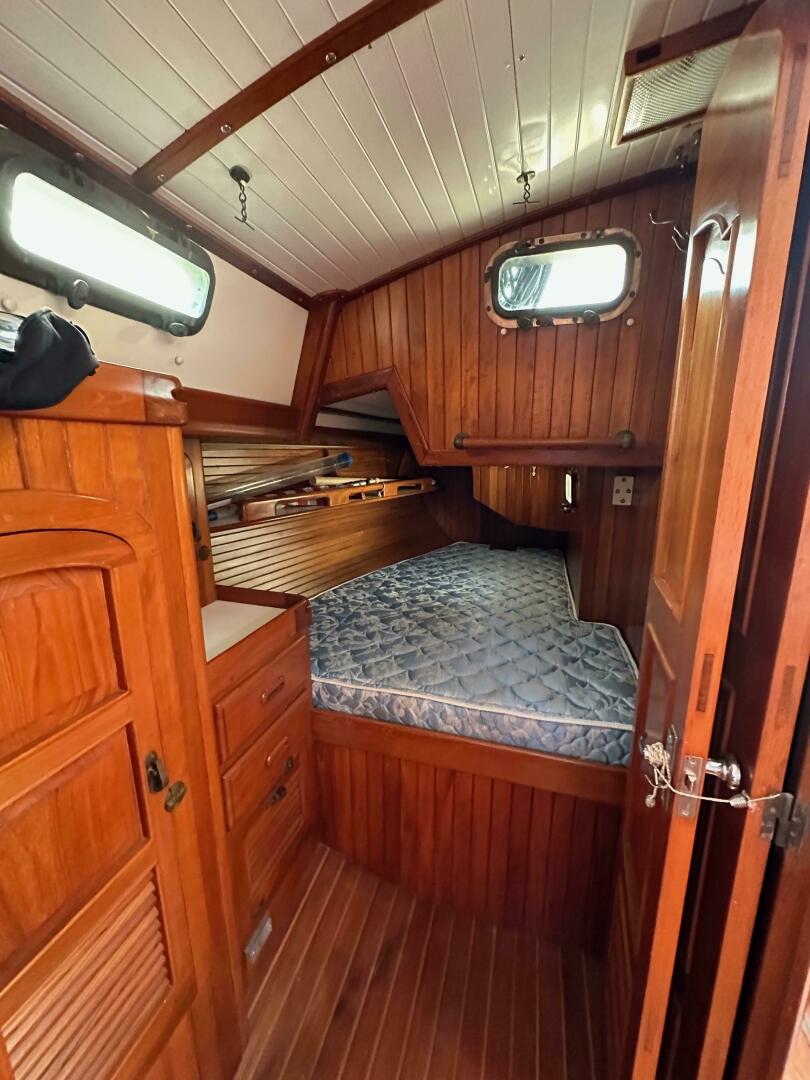 Slide: The Image of Passport 40 1987 - 5191243