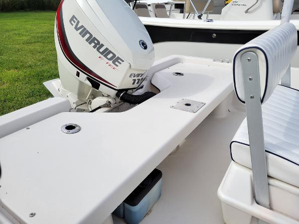 Slide: The Image of 2001 Pathfinder 1806V boat with Evinrude outboard motor. - 9