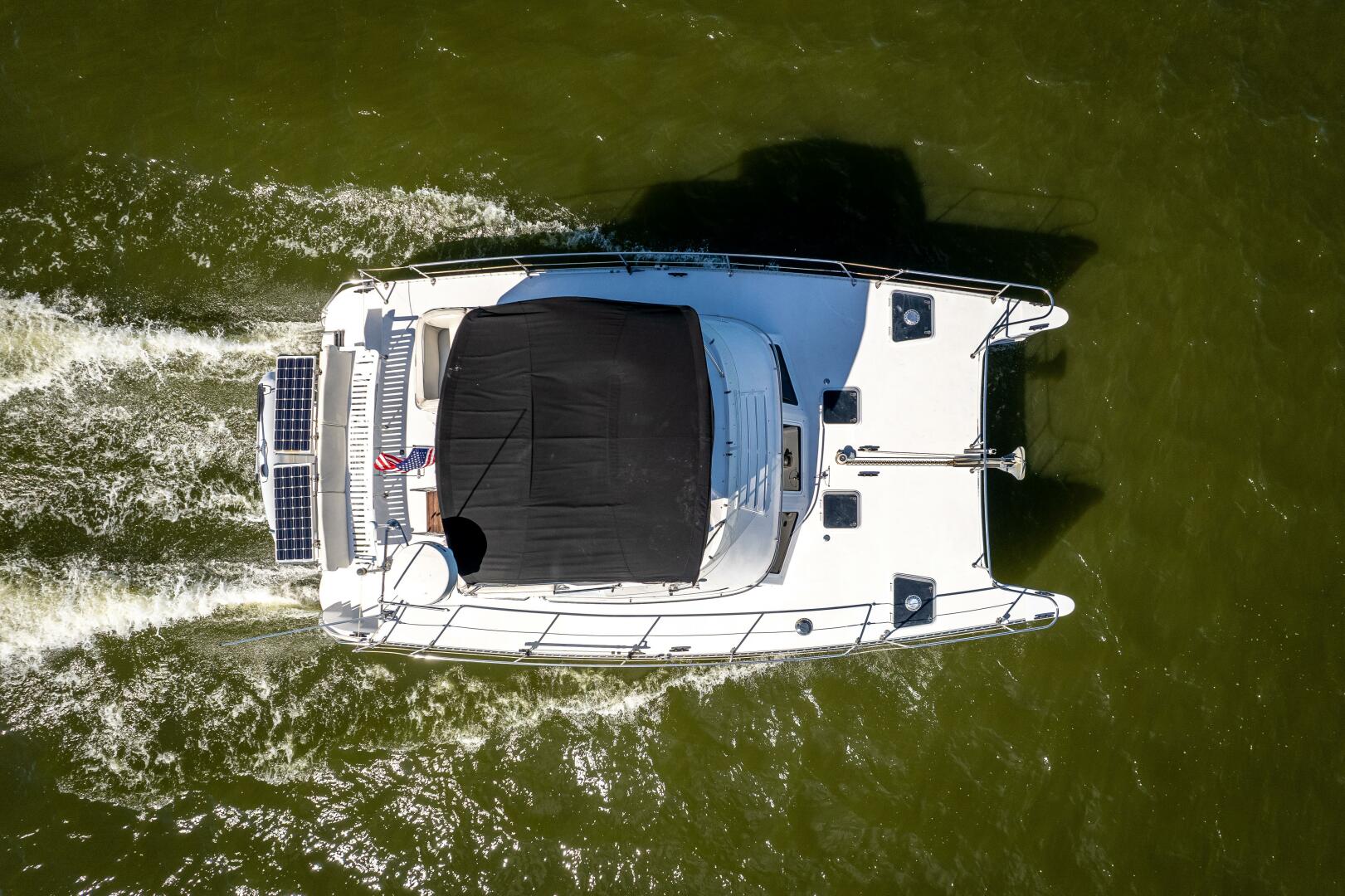 Slide: The Image of PDQ 34 Power Catamaran 2002 - 4500998