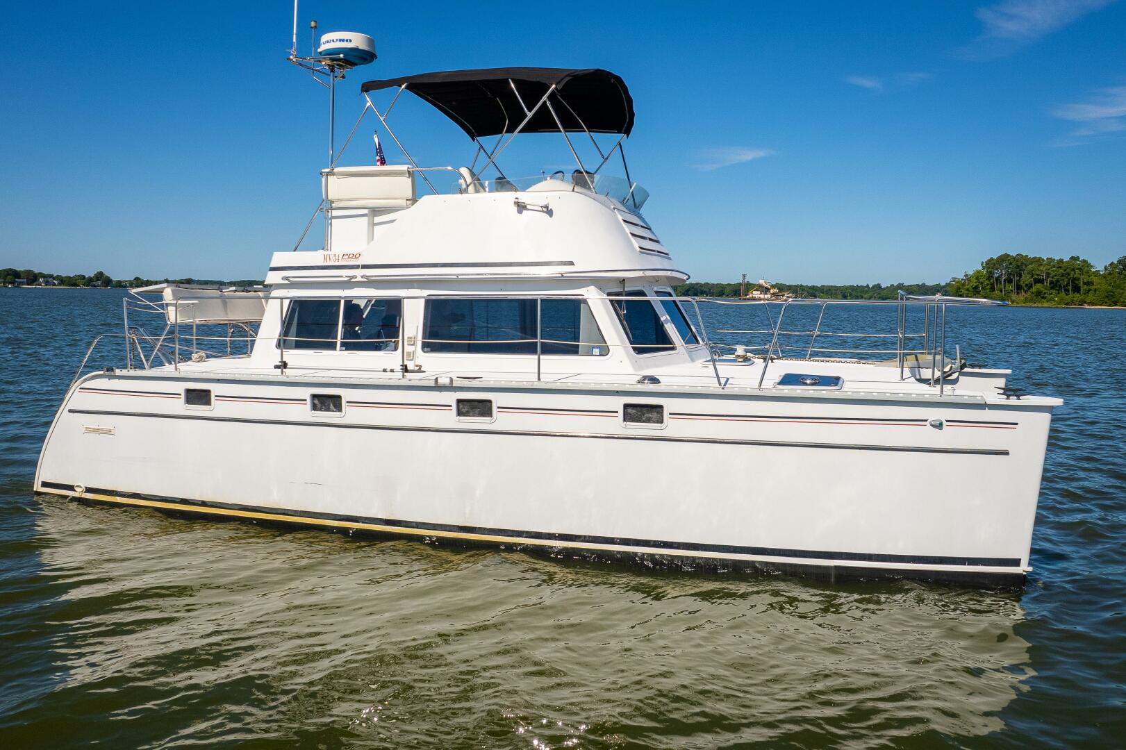 Slide: The Image of PDQ 34 Power Catamaran 2002 - 4500982