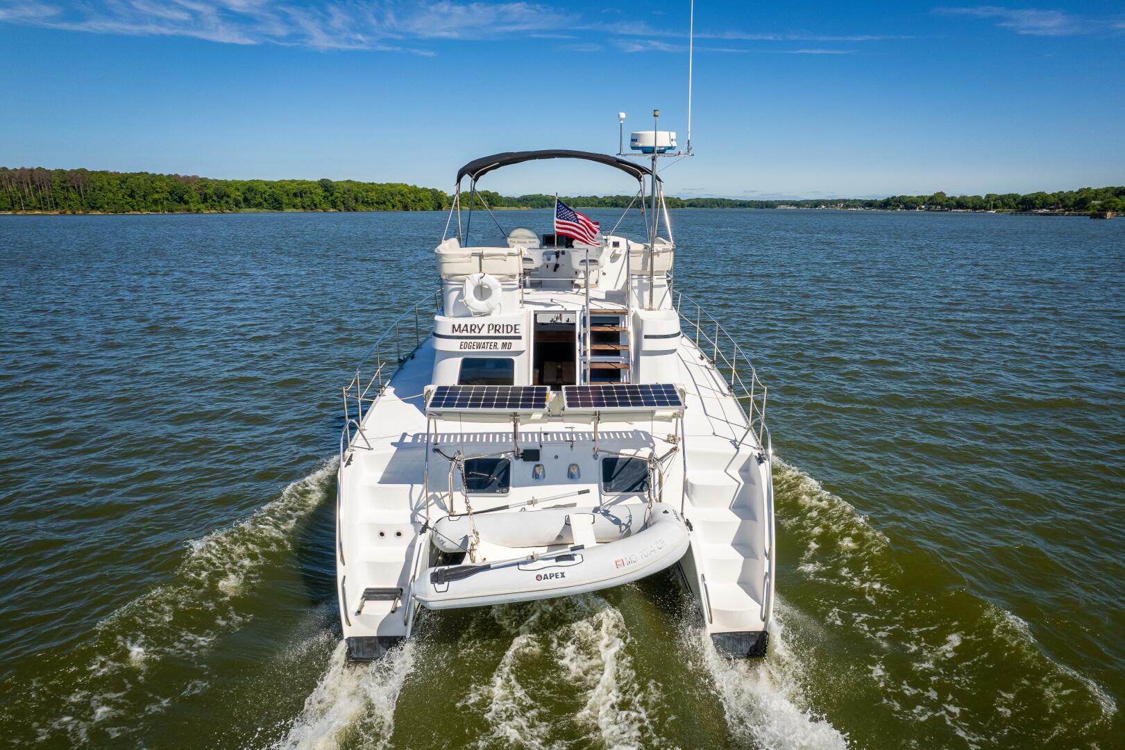 Slide: The Image of PDQ 34 Power Catamaran 2002 - 4500999