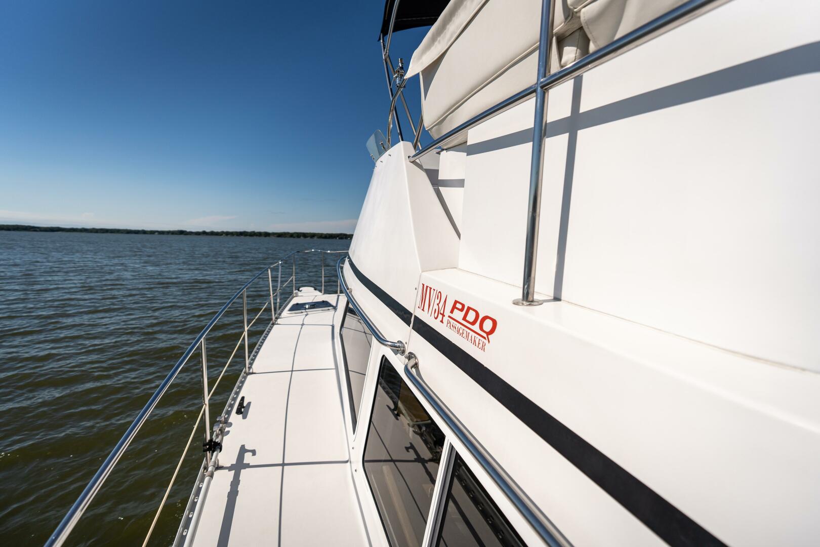 Slide: The Image of PDQ 34 Power Catamaran 2002 - 4501028