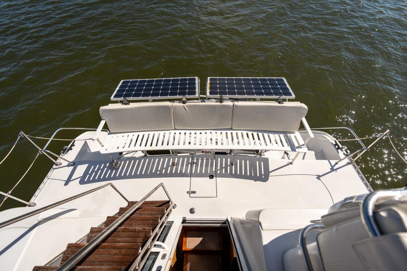 Slide: The Image of PDQ 34 Power Catamaran 2002 - 4501050