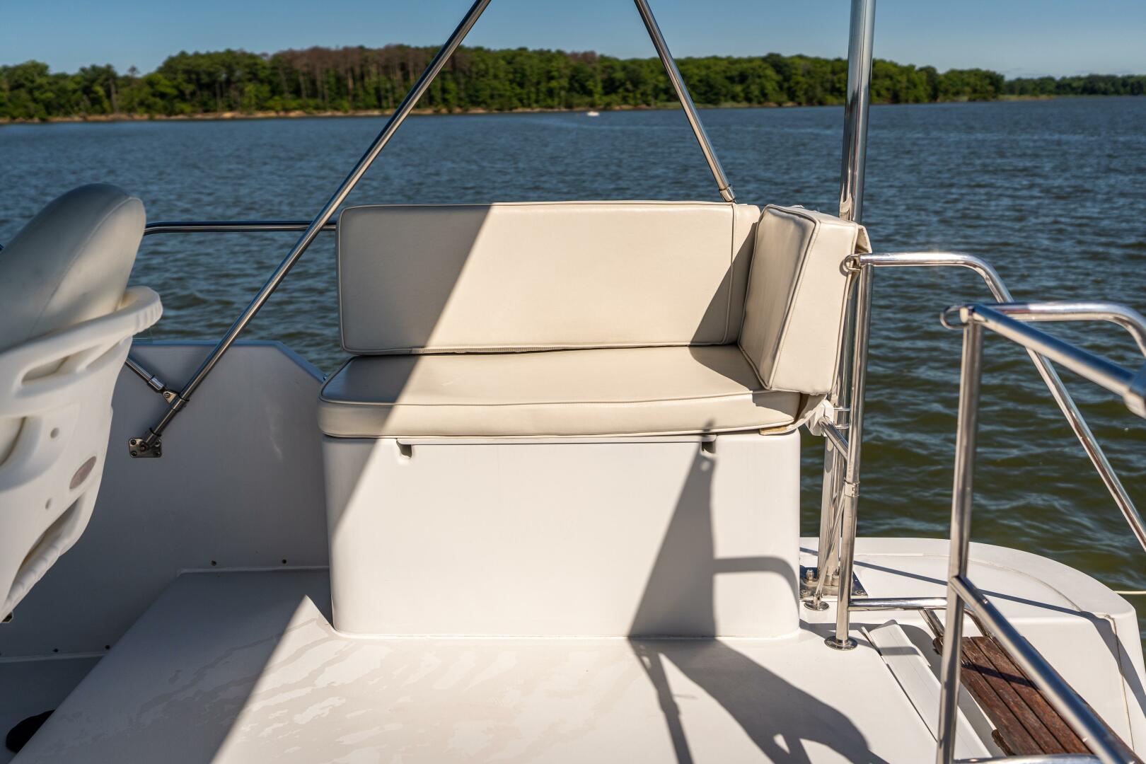 Slide: The Image of PDQ 34 Power Catamaran 2002 - 4501051