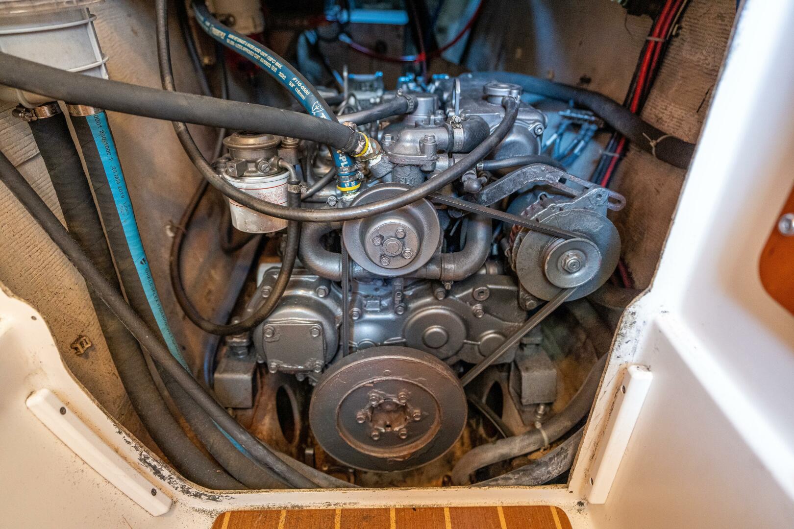 Slide: The Image of PDQ 34 Power Catamaran 2002 - 4501054