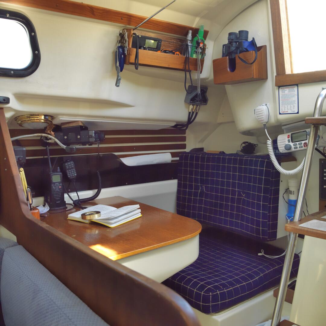 Slide: The Image of Pearson 323 Sloop 1981 - 5183715